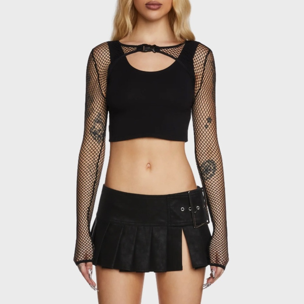 Poster Grl
Press Charges Fishnet Shrug